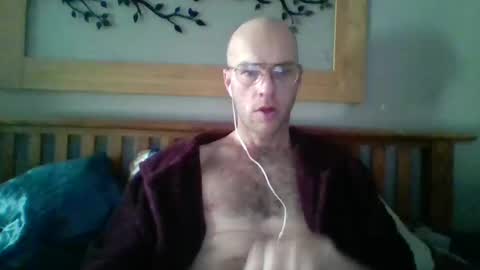 q2phq2ph online show from November 20, 2025, 7:13 pm