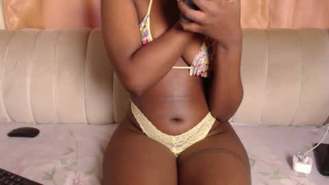 Snapshot of quaine_ryleighn chatting on February 20, 2026, 9:10 am RYLEIGHN online show from February 20, 2026, 9:10 am