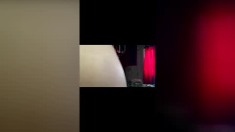 Snapshot of queeeendeepthrot chatting on January 13, 2026, 6:02 pm Bigtitanalslut online show from January 13, 2026, 6:02 pm