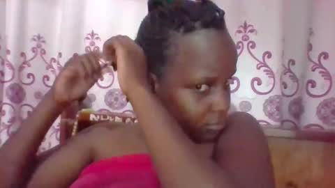 queen014 online show from November 16, 2025, 7:30 pm