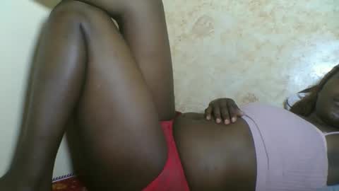 queen315810 online show from February 28, 2026, 8:04 am