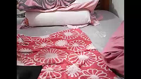 queen_ava05 online show from January 10, 2026, 9:11 am