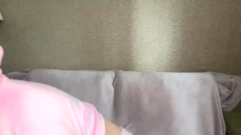 Snapshot of queen_chatur chatting on February 3, 2026, 12:32 pm Viktoria online show from February 3, 2026, 12:32 pm