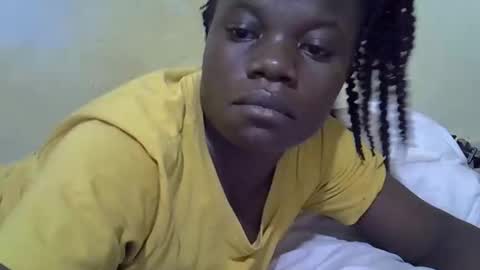 Snapshot of queen_darling3 chatting on January 19, 2026, 12:03 am Gentrix online show from January 19, 2026, 12:03 am