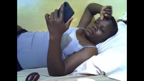 Snapshot of queen_darling3 chatting on February 8, 2026, 6:44 pm Gentrix online show from February 8, 2026, 6:44 pm