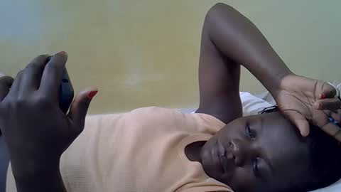 Snapshot of queen_darling3 chatting on February 19, 2026, 8:43 am Gentrix online show from February 19, 2026, 8:43 am