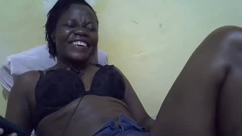 Snapshot of queen_darling3 chatting on February 28, 2026, 6:42 pm Gentrix online show from February 28, 2026, 6:42 pm