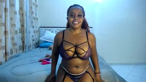 Snapshot of queen_doly chatting on July 6, 2026, 1:57 am QUEEN DOLY online show from July 6, 2026, 1:57 am