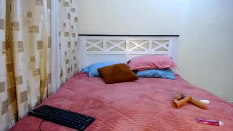 Snapshot of queen_doly chatting on July 27, 2026, 3:13 am QUEEN DOLY online show from July 27, 2026, 3:13 am