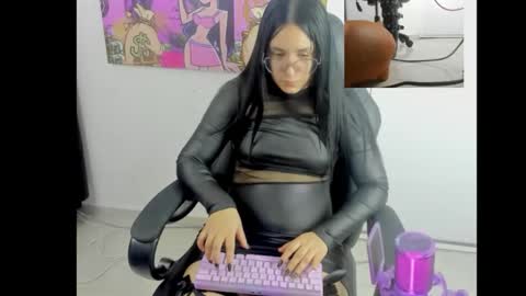 queen_findom1 online show from February 3, 2026, 4:54 am