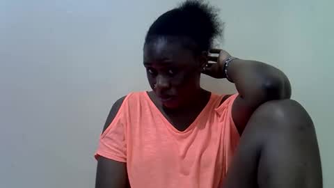 queen_leilla online show from April 26, 2026, 9:07 am