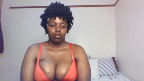 Snapshot of queen_melanine chatting on February 16, 2025, 3:37 am QUEEN online show from February 16, 2025, 3:37 am