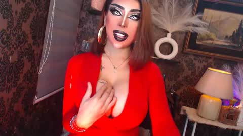 Snapshot of queen_mirahh chatting on September 28, 2025, 2:06 am queen mira maria shantal online show from September 28, 2025, 2:06 am