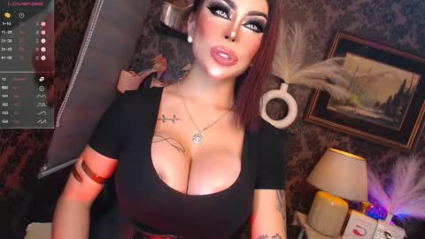 Snapshot of queen_mirahh chatting on October 12, 2025, 7:18 am queen mira maria shantal online show from October 12, 2025, 7:18 am