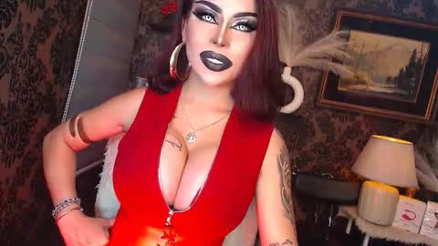 Snapshot of queen_mirahh chatting on October 20, 2025, 7:20 am queen mira maria shantal online show from October 20, 2025, 7:20 am