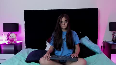queen_misy online show from May 24, 2026, 8:58 pm
