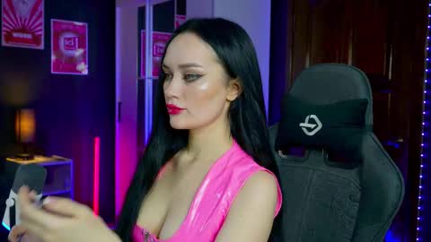 Your world and the universe Aliss online show from October 27, 2025, 4:27 am