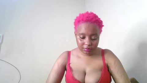 queen online show from April 9, 2026, 7:41 pm