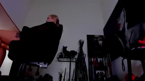 Misscatsnow online show from February 28, 2026, 8:48 am