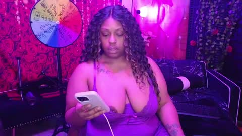 Queen Cherise Roze online show from April 7, 2026, 12:11 am