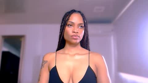 Snapshot of queendom_ing chatting on November 10, 2025, 4:28 pm Sweet Goddess online show from November 10, 2025, 4:28 pm