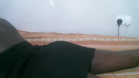 Snapshot of queenkesha chatting on December 4, 2025, 12:03 pm queenkesha online show from December 4, 2025, 12:03 pm