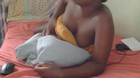 Snapshot of queenkesha chatting on March 23, 2026, 1:59 pm queenkesha online show from March 23, 2026, 1:59 pm