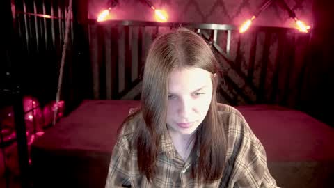 Snapshot of queenlilithh chatting on March 31, 2026, 1:11 pm queenlilithh online show from March 31, 2026, 1:11 pm