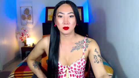 Snapshot of queenmistressts chatting on February 4, 2025, 5:10 am QUEEN online show from February 4, 2025, 5:10 am