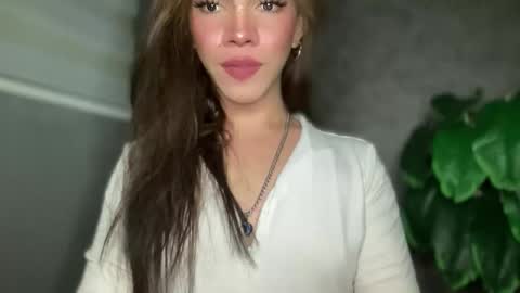 QUEEN online show from January 13, 2026, 8:14 pm