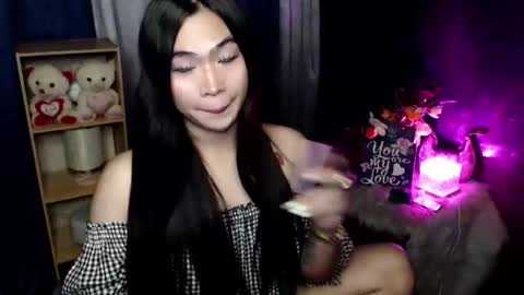 Snapshot of queenofcum169xx chatting on April 29, 2026, 6:47 pm Mikka online show from April 29, 2026, 6:47 pm