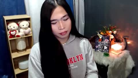 Snapshot of queenofcum169xx chatting on April 30, 2026, 6:25 pm Mikka online show from April 30, 2026, 6:25 pm