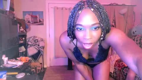 QueenOfHearts online show from January 29, 2025, 7:04 am