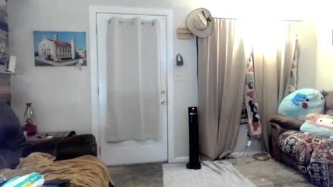 QueenOfHearts online show from February 5, 2025, 5:20 am