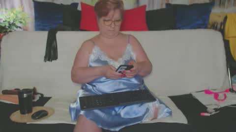 QueenPammy online show from May 18, 2026, 5:02 am