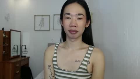 Paula watson online show from March 8, 2025, 6:43 am