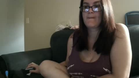 Snapshot of queenskull870 chatting on September 28, 2025, 1:55 am queenskull870 online show from September 28, 2025, 1:55 am