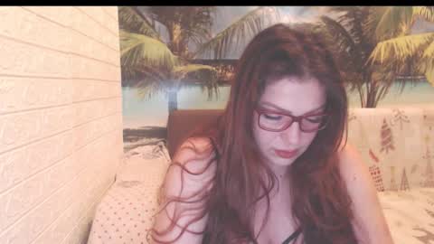 Snapshot of queenxnatasha chatting on October 29, 2025, 10:00 pm queenxnatasha online show from October 29, 2025, 10:00 pm