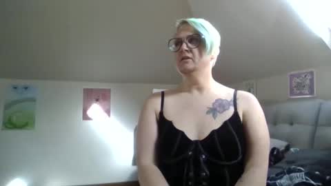 queerlyjaz online show from October 25, 2025, 6:13 pm