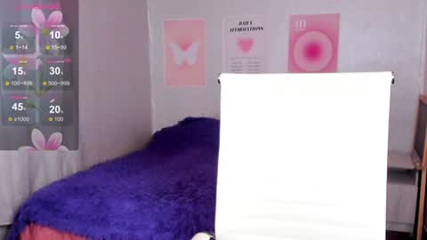 Snapshot of queitsharm_ chatting on July 5, 2026, 6:09 am Anna online show from July 5, 2026, 6:09 am
