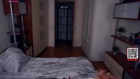 Tate online show from November 27, 2025, 6:37 am