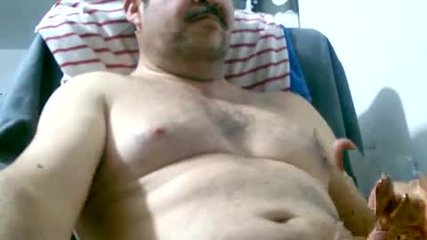 Snapshot of querubinrebelde chatting on December 8, 2024, 11:51 pm Don Ramon online show from December 8, 2024, 11:51 pm