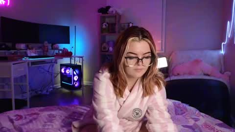 Snapshot of quervoqueen1 chatting on January 9, 2025, 2:43 am Bri online show from January 9, 2025, 2:43 am