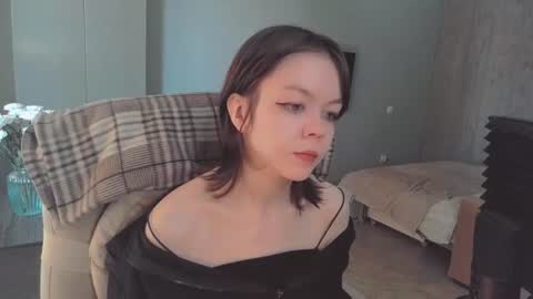 Snapshot of quietluxury chatting on July 17, 2026, 1:07 pm quietluxury online show from July 17, 2026, 1:07 pm