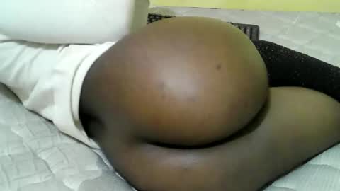 Snapshot of quincy_joy11 chatting on December 4, 2025, 4:05 pm quincy joy11 online show from December 4, 2025, 4:05 pm