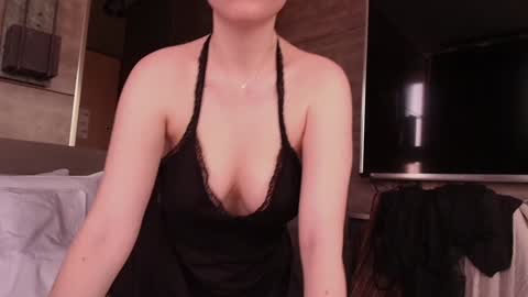 Snapshot of quinnmx chatting on October 9, 2025, 11:52 am Quinn online show from October 9, 2025, 11:52 am