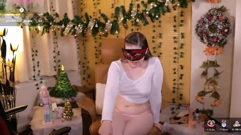 Snapshot of quinnrmonroe chatting on December 4, 2025, 8:28 pm QuinnMonroe online show from December 4, 2025, 8:28 pm