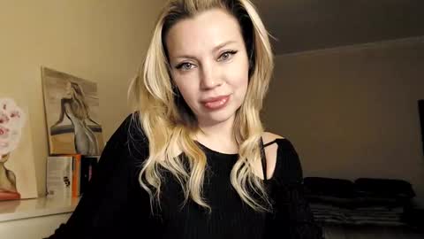 Snapshot of qurli24 chatting on February 25, 2025, 5:36 pm qurli24 online show from February 25, 2025, 5:36 pm