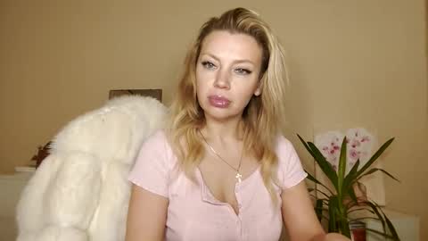 Snapshot of qurli24 chatting on March 8, 2025, 7:20 pm qurli24 online show from March 8, 2025, 7:20 pm
