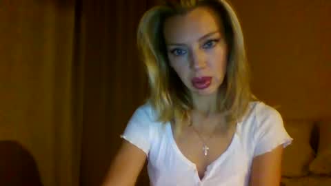 Snapshot of qurli24 chatting on October 24, 2025, 11:34 pm qurli24 online show from October 24, 2025, 11:34 pm